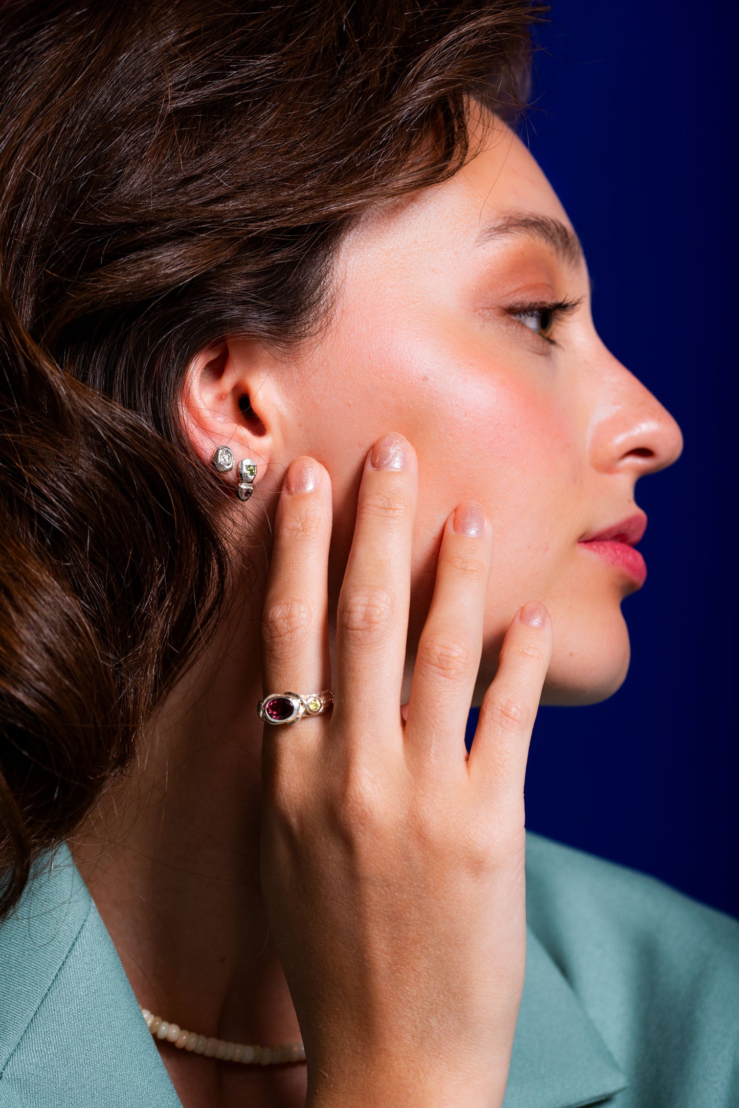 peridot sitrin lal taşlı gümüş nokta küpe - nourriture image 3