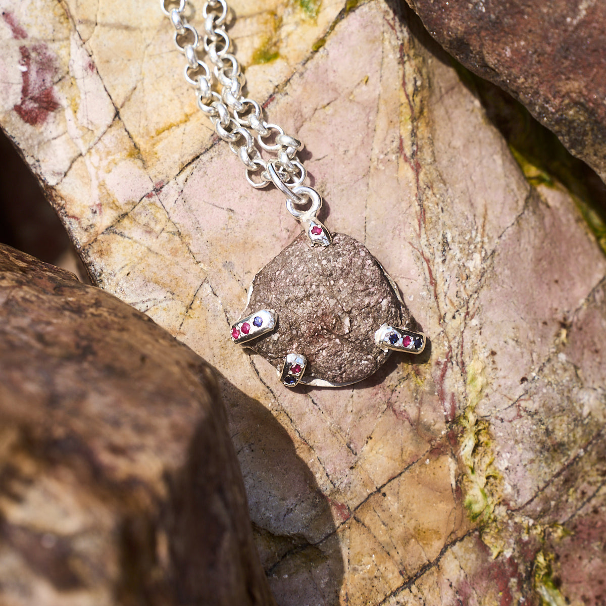 safir ve yakut taşlı gümüş kolye - büyük taş image 2