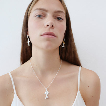 altın kaplama ve gümüş küpe seti - ters lale, küçük çiçek ve küçük balık image 2