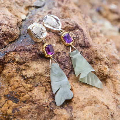 balık ve ametist sallantılı, kayalı gümüş ve gümüş üzerine altın kaplama küpe - image 2