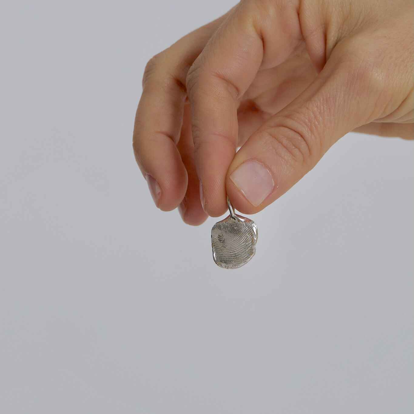 doğal şekilli parmak izi gümüş kolye - no 1 image 2