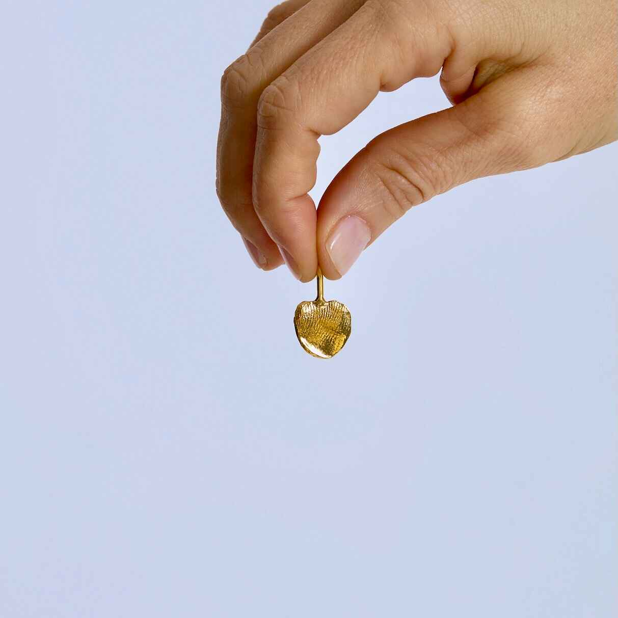 doğal şekilli parmak izi gümüş üzerine altın kaplama kolye - no 1 image 3