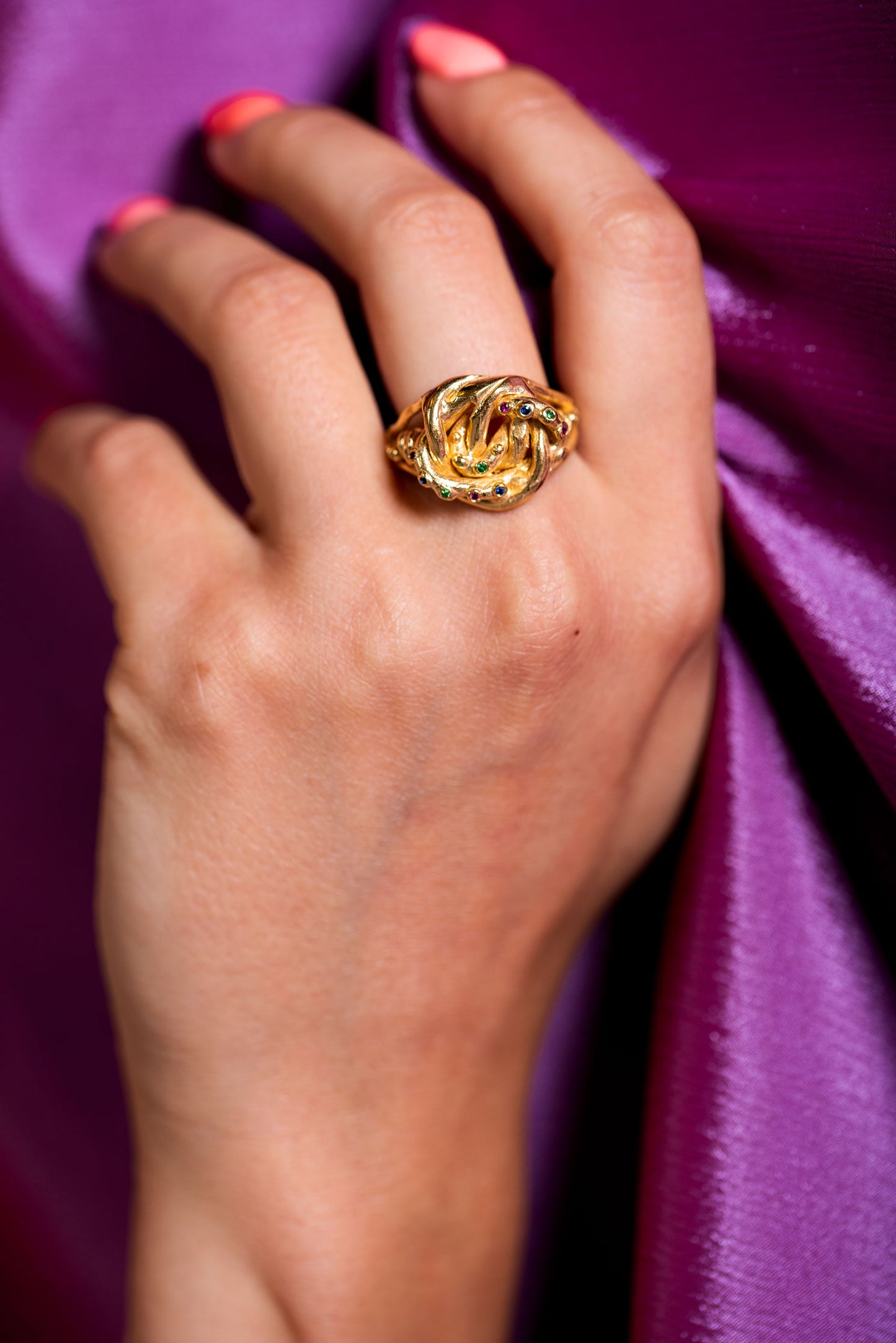 yakut safir tsavorit taşlı altın kaplama gümüş tasarım sarmal yüzük - joie image 2