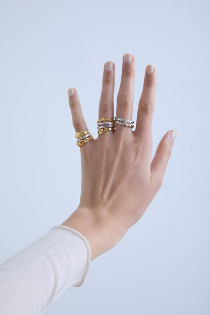 Ludicrum Ring