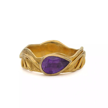 Fluctus Ring with Amethyts